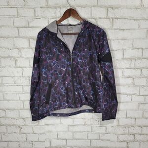 Champion lightweight windbreaker